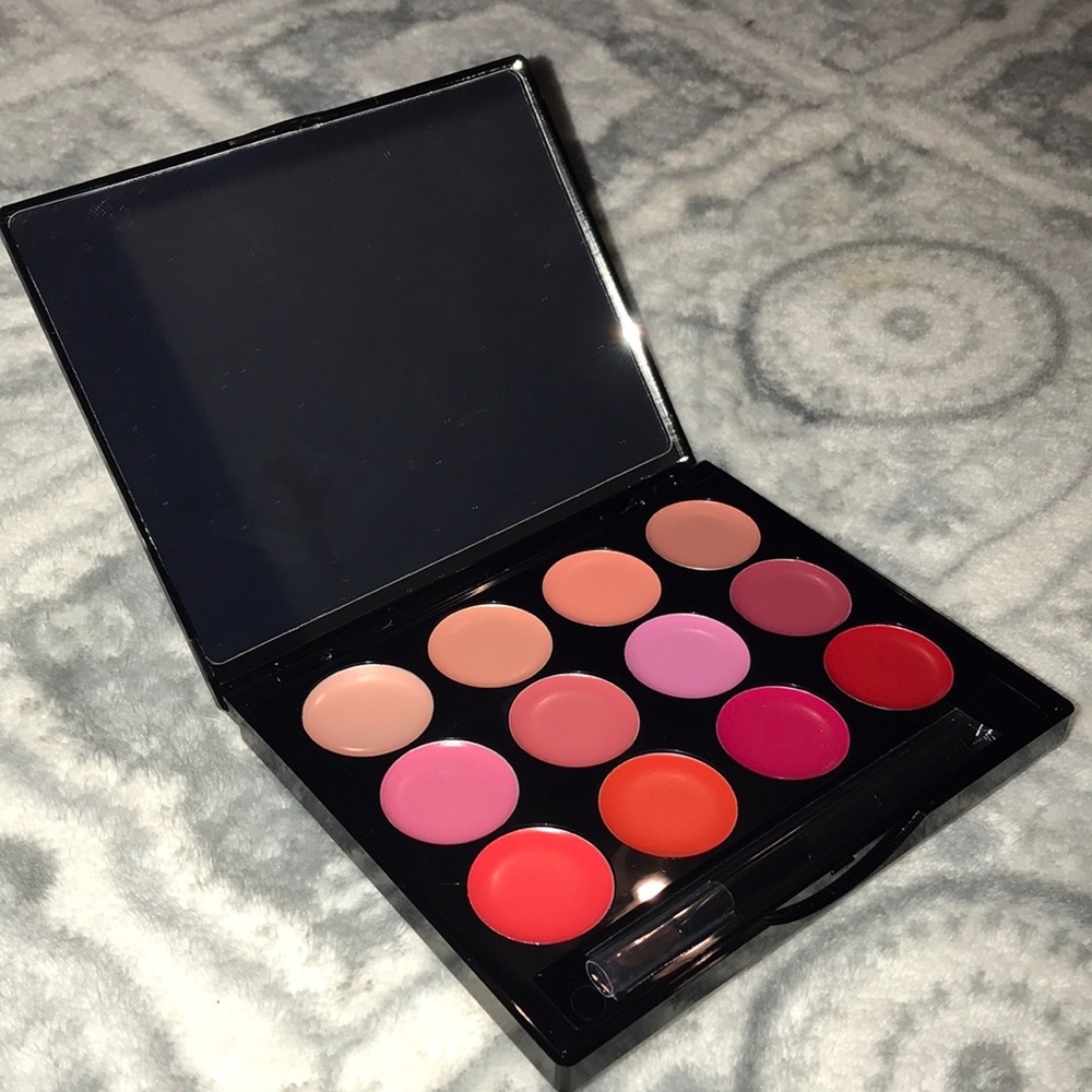Lip Palette